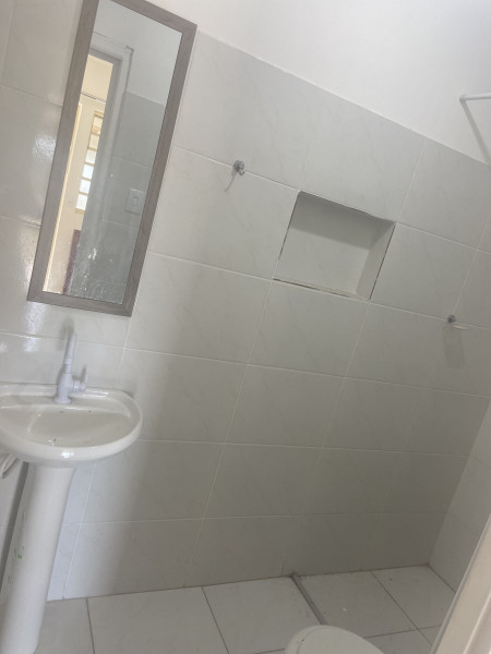 Imagem 11 da galeria do anúncio: Alugo Suite e Quarto Simples no P. Industrial em SJ Campos