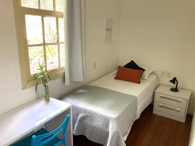 Imagem 9 da galeria do anúncio: NIMO COLIVING-QUARTOS INDIVIDUAIS 10 MIN DO METRÔ SANTA CRUZ