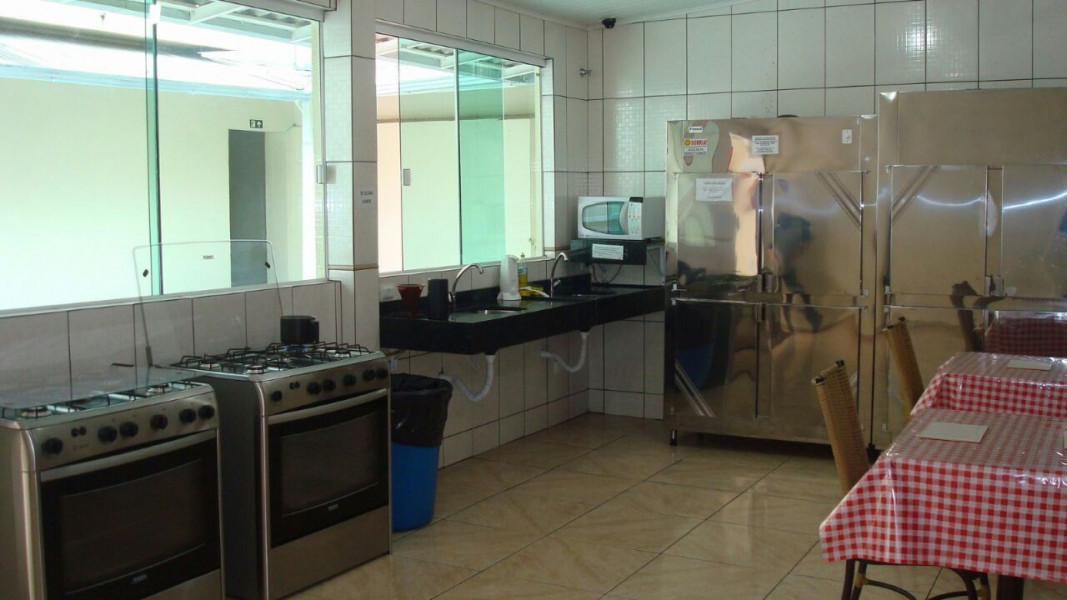 Imagem 12 da galeria do anúncio: Alugo Quartos individuais e Duplos no Centro