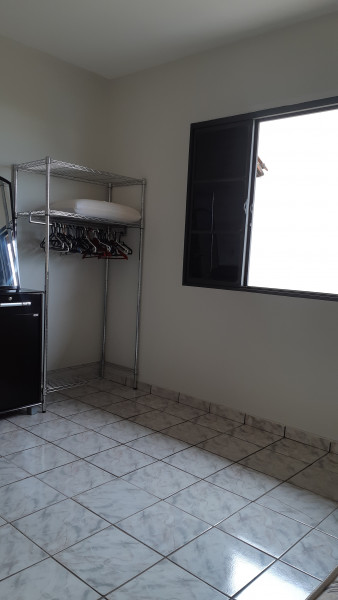 Imagem 14 da galeria do anúncio: Quarto mobiliado prox. a UNIGRAN