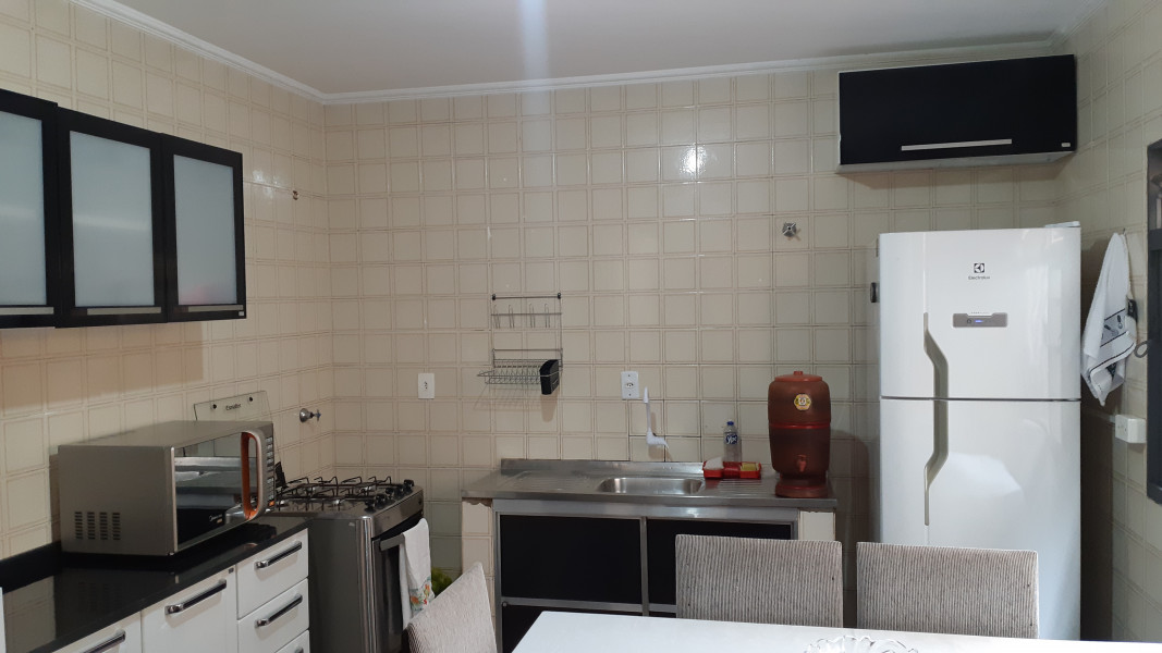 Imagem 17 da galeria do anúncio: Quarto mobiliado prox. a UNIGRAN