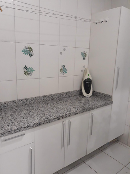 Imagem 4 da galeria do anúncio: Divido Apto Patríarca/ Vila Ré