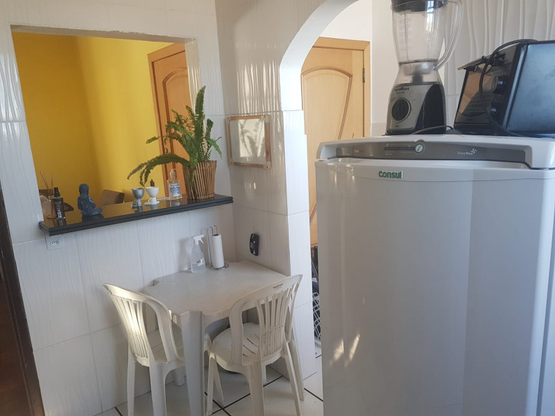 Imagem 12 da galeria do anúncio: Alugo quarto mobiliado! Excelente localização.