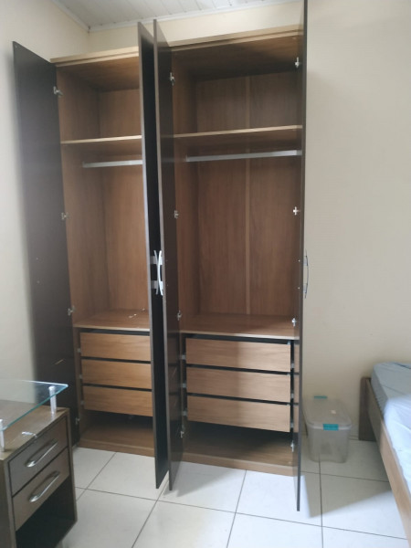 Imagem 2 da galeria do anúncio: Quarto Feminino - Compartilhado