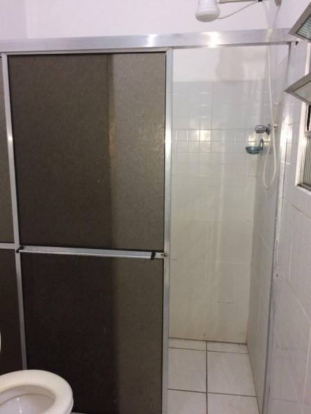 Imagem 10 da galeria do anúncio: Quarto Feminino - Compartilhado