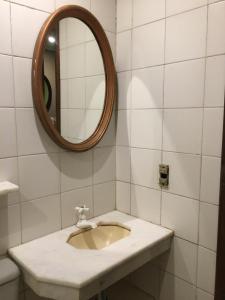 Imagem 3 da galeria do anúncio: Quarto na Gavea