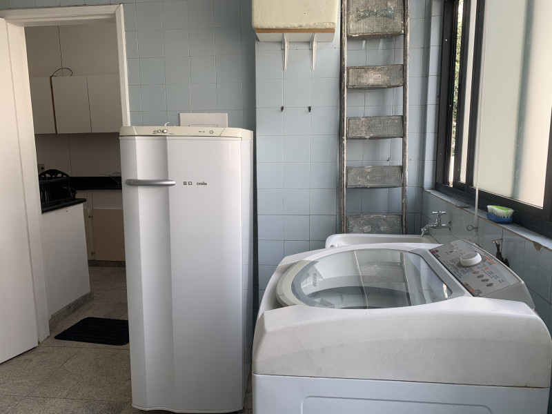 Imagem 16 da galeria do anúncio: EXCELENTE MINI SUÍTE PARA MOÇAS -PRAÇA DA LIBERDADE 🌴