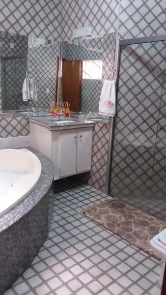 Imagem 7 da galeria do anúncio: Moradia Feminina!