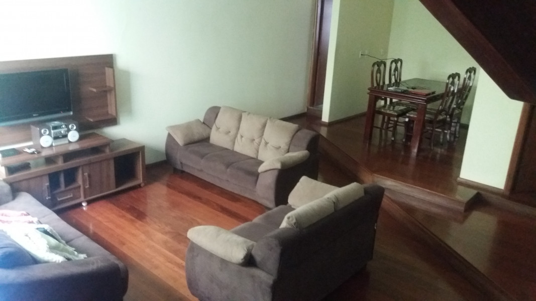 Imagem 11 da galeria do anúncio: Moradia Feminina!