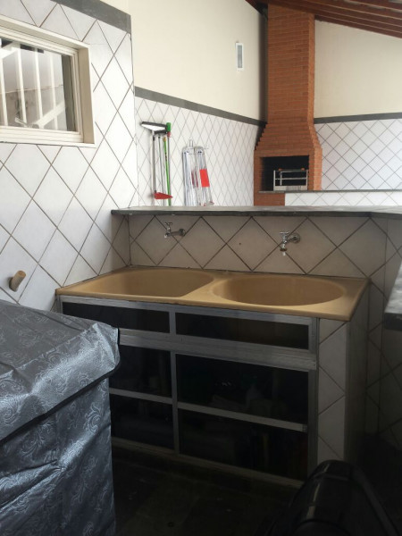 Imagem 2 da galeria do anúncio: Moradia Feminina!