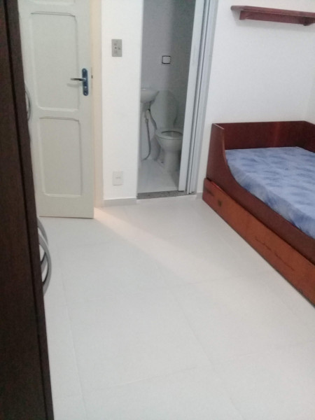 Imagem 4 da galeria do anúncio: alugo Kitnet moniliada para moças ou senhoraa