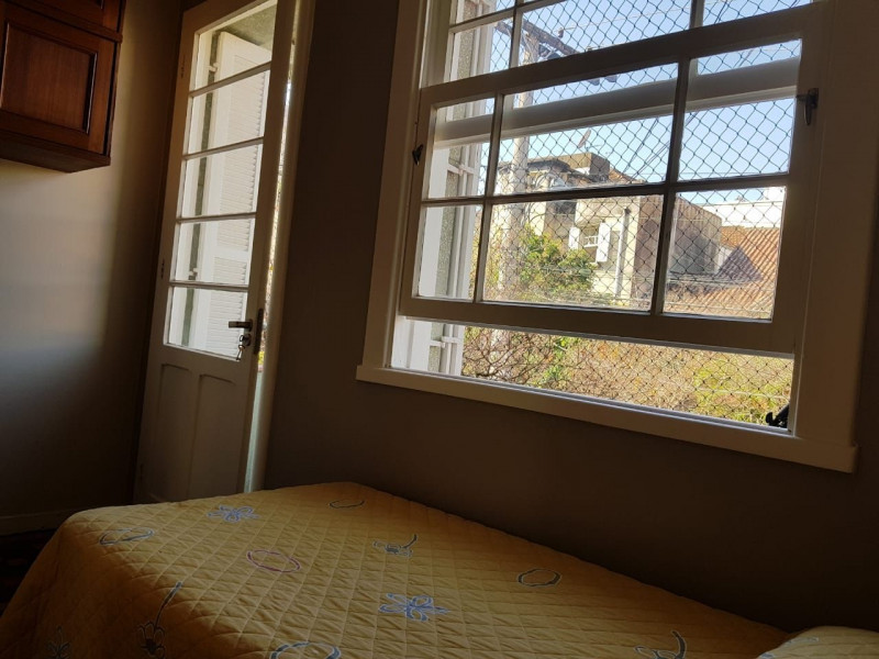 Imagem 1 da galeria do anúncio: Quartos para alugar perto HCPA