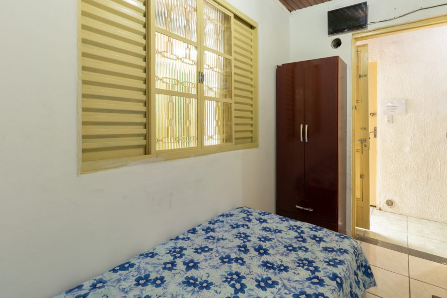 Imagem 3 da galeria do anúncio: Hostel Vaneliz - aluga-se quartos