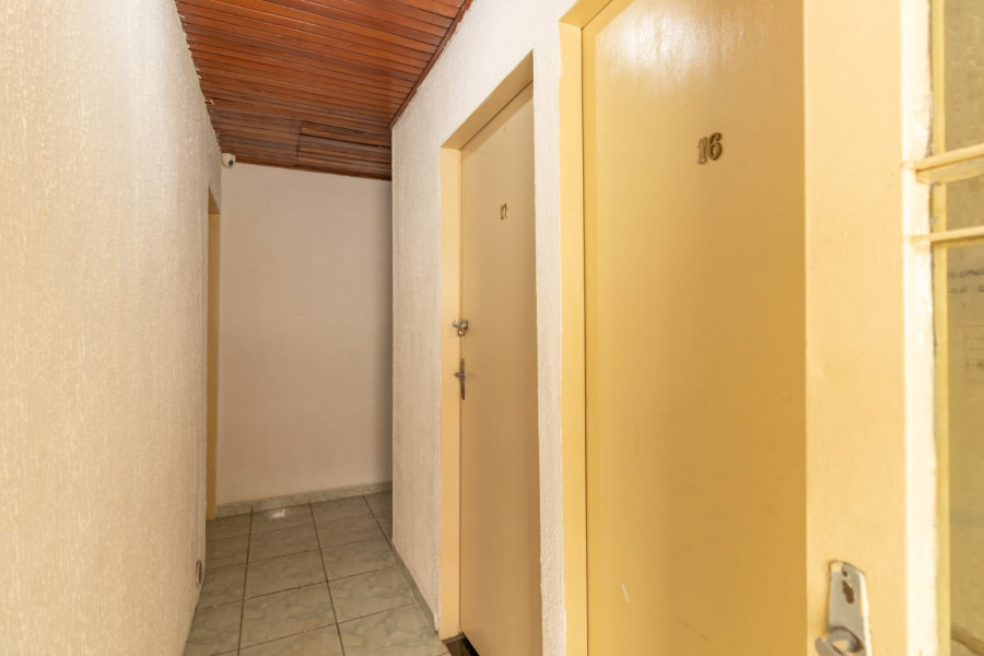 Imagem 13 da galeria do anúncio: Hostel Vaneliz - aluga-se quartos