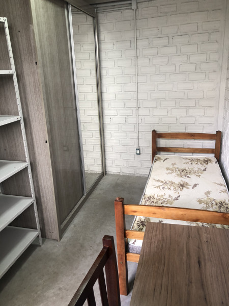 Imagem 11 da galeria do anúncio: ALUGUEL QUARTOS INDIVIDUAIS - 4 Distrito