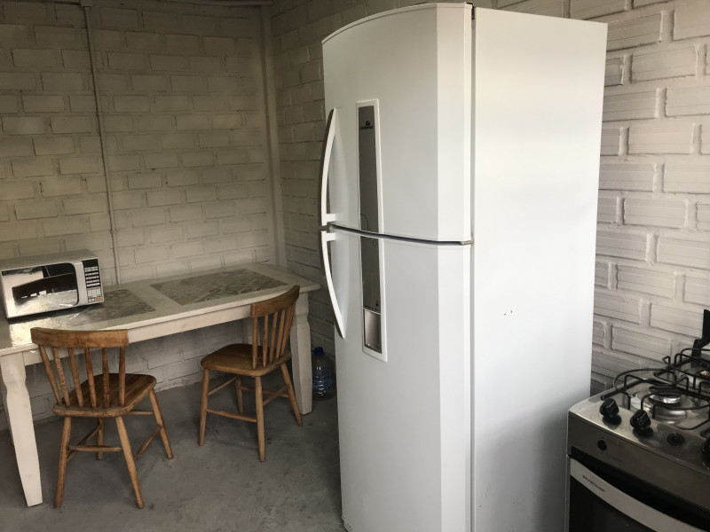 Imagem 20 da galeria do anúncio: ALUGUEL QUARTOS INDIVIDUAIS - 4 Distrito