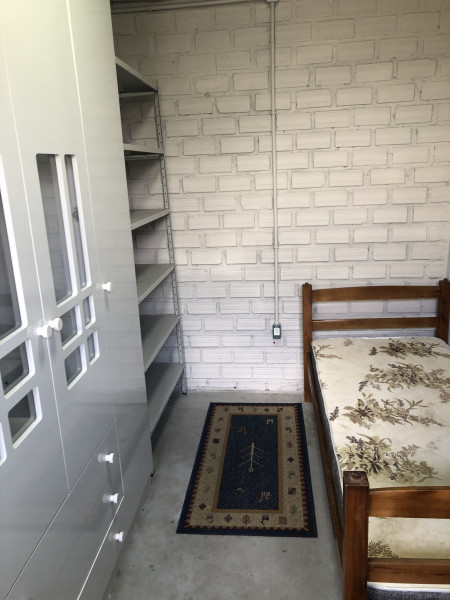 Imagem 14 da galeria do anúncio: ALUGUEL QUARTOS INDIVIDUAIS - 4 Distrito