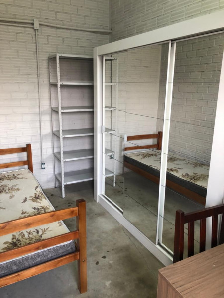 Imagem 2 da galeria do anúncio: ALUGUEL QUARTOS INDIVIDUAIS - 4 Distrito