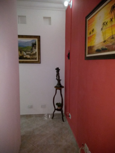 Imagem 4 da galeria do anúncio: QUARTO INDIVIDUAL MOÇAS JABAQUARA 5mints ônibus