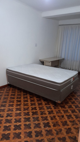 Imagem 4 da galeria do anúncio: Aluguel de quarto individual em casa  mobiliada