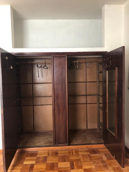 Imagem 2 da galeria do anúncio: Quarto em casa ampla (apenas roommate femininas).