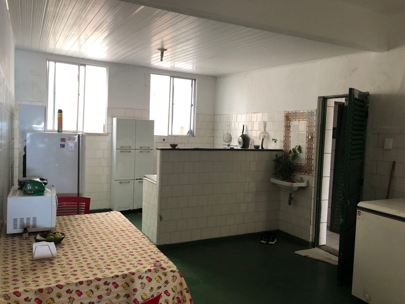 Imagem 6 da galeria do anúncio: Quarto em casa ampla (apenas roommate femininas).