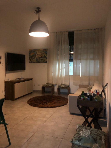 Imagem 7 da galeria do anúncio: Quarto em casa ampla (apenas roommate femininas).