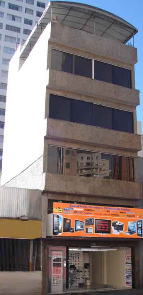 Imagem 15 da galeria do anúncio: Alugo Quarto Individual - Centro - em Área de Seg