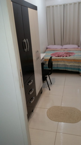 Imagem 9 da galeria do anúncio: Alugo Quarto Individual - Centro - em Área de Seg