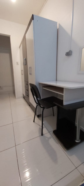 Imagem 4 da galeria do anúncio: Alugo Quarto Individual - Centro - em Área de Seg