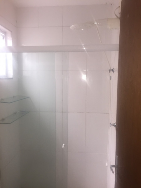 Imagem 7 da galeria do anúncio: Imperdível casa no coração do humaitá.(leia a desrição