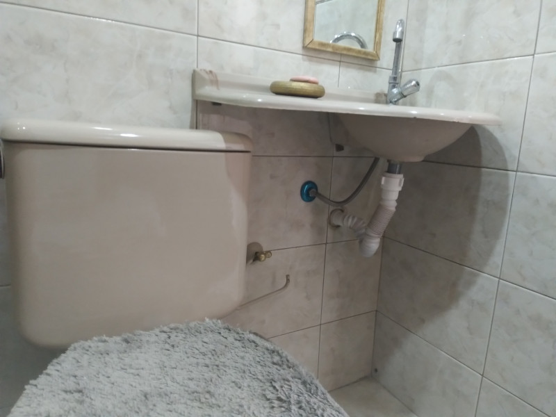 Imagem 6 da galeria do anúncio: Quarto, cozinha, sala, banheiro privativo