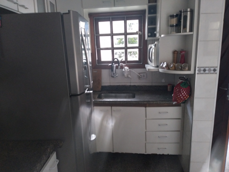 Imagem 3 da galeria do anúncio: Quarto, cozinha, sala, banheiro privativo