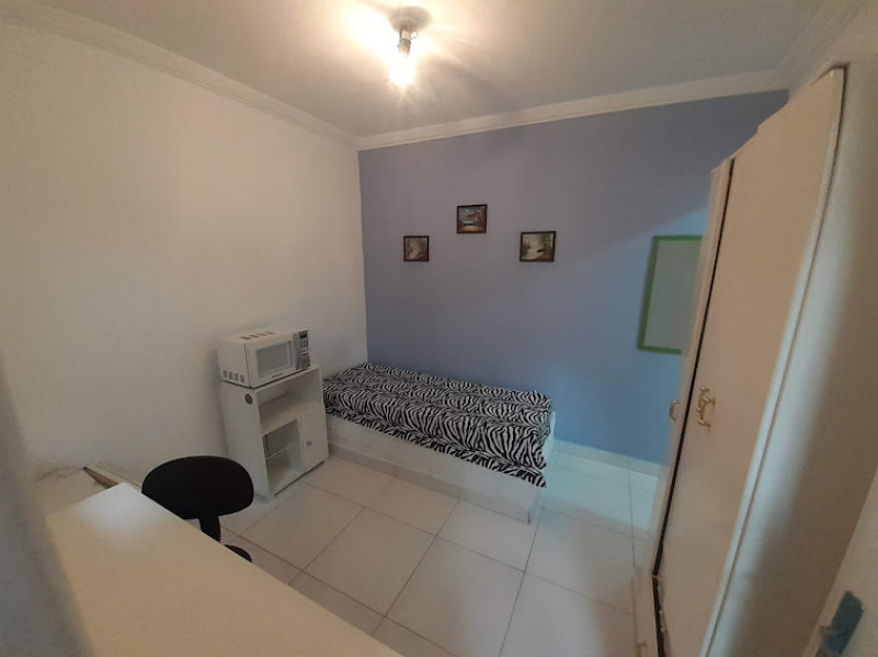 Imagem 15 da galeria do anúncio: Alugo Suítes e Kitnets