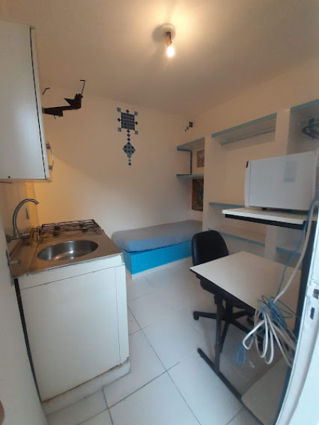 Imagem 8 da galeria do anúncio: Alugo Suítes e Kitnets