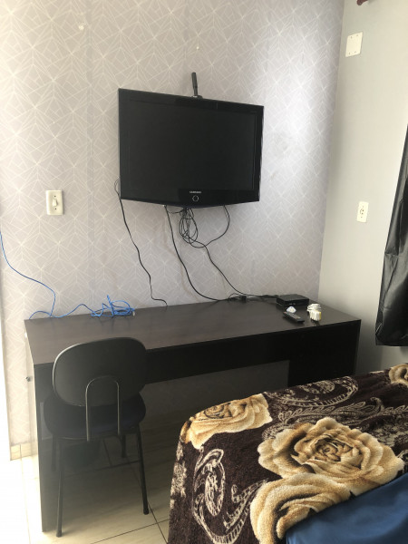 Imagem 17 da galeria do anúncio: Linda Casa em Moema- SOMENTE MASCULINO