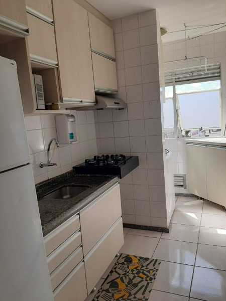 Imagem 13 da galeria do anúncio: Alugo quarto para moça