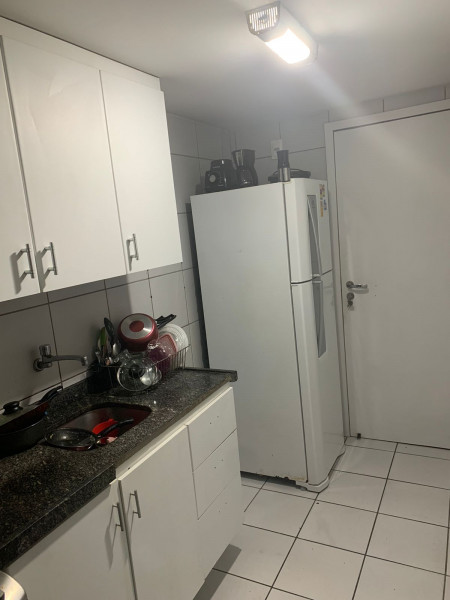 Imagem 3 da galeria do anúncio: Quarto no Espinheiro