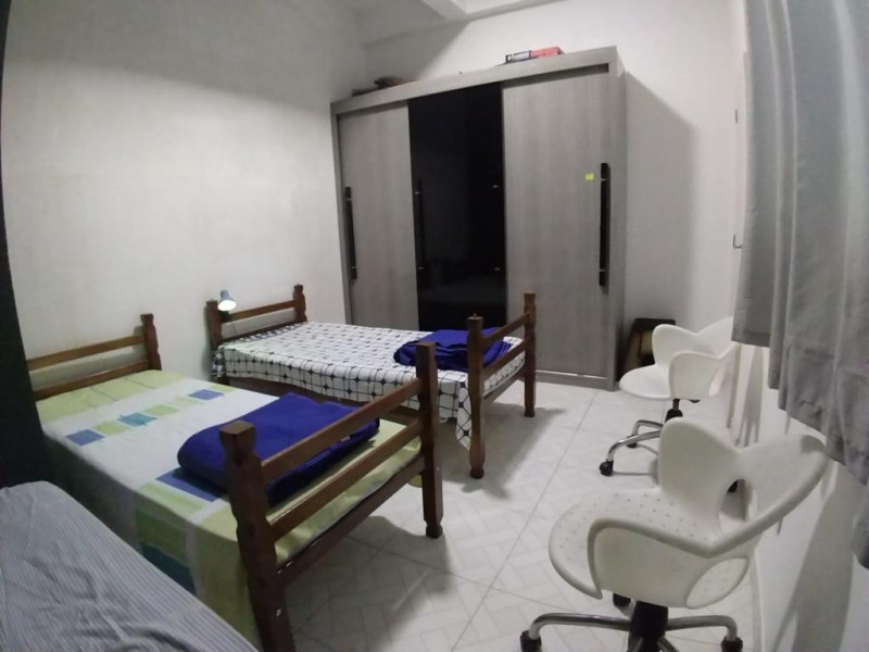 Imagem 11 da galeria do anúncio: Quarto n°01 - Pronto para morar: Quarto compartilhado