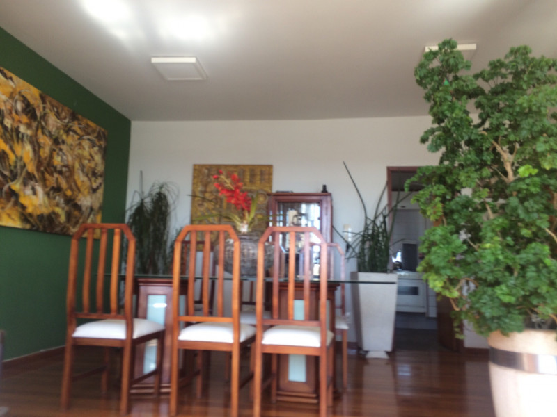 Imagem 9 da galeria do anúncio: Alugo um quarto mobiliado em um apt de luxo na zona sul