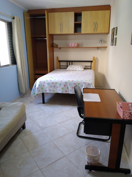 Imagem 7 da galeria do anúncio: Quarto Suíte FEMININO Tatuapé