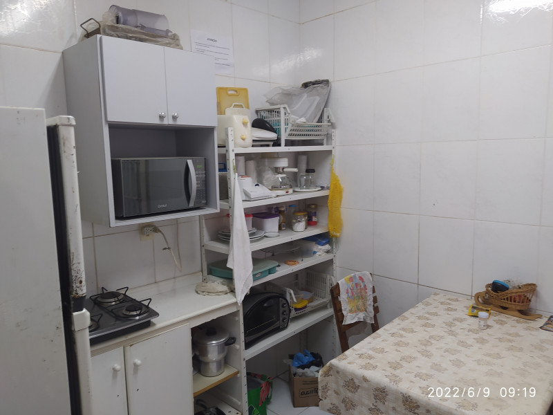 Imagem 5 da galeria do anúncio: SUÍTE COM COZINHA COMPARTILHADA EM CASA SOBRADO