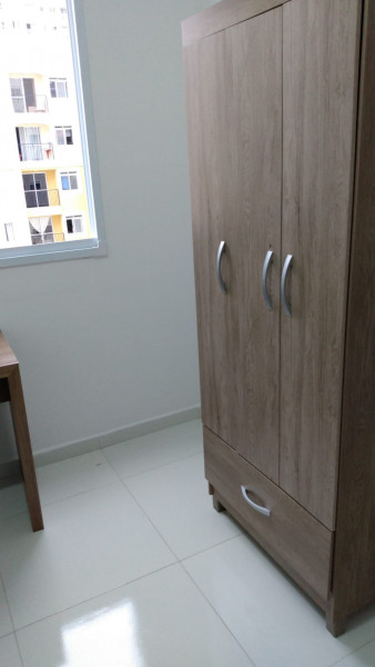 Imagem 4 da galeria do anúncio: APTO COM QUARTO MOBILIADO C/ GARAGEM COBERTA