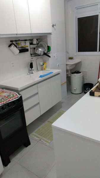 Imagem 2 da galeria do anúncio: APTO COM QUARTO MOBILIADO C/ GARAGEM COBERTA