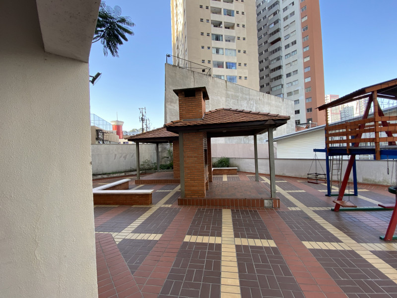 Imagem 9 da galeria do anúncio: Quarto Imobiliado Bigorrilho/ Mercês