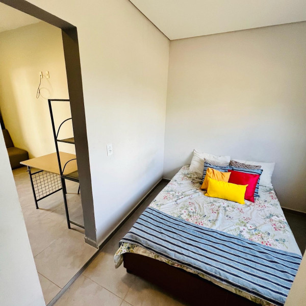 Imagem 7 da galeria do anúncio: esrudio mobiliado na Caputera. É lindo aqui!