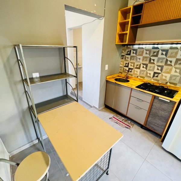 Imagem 6 da galeria do anúncio: esrudio mobiliado na Caputera. É lindo aqui!