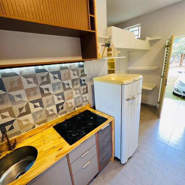 Imagem 1 da galeria do anúncio: esrudio mobiliado na Caputera. É lindo aqui!