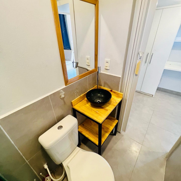 Imagem 8 da galeria do anúncio: esrudio mobiliado na Caputera. É lindo aqui!