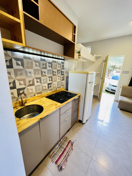 Imagem 14 da galeria do anúncio: esrudio mobiliado na Caputera. É lindo aqui!